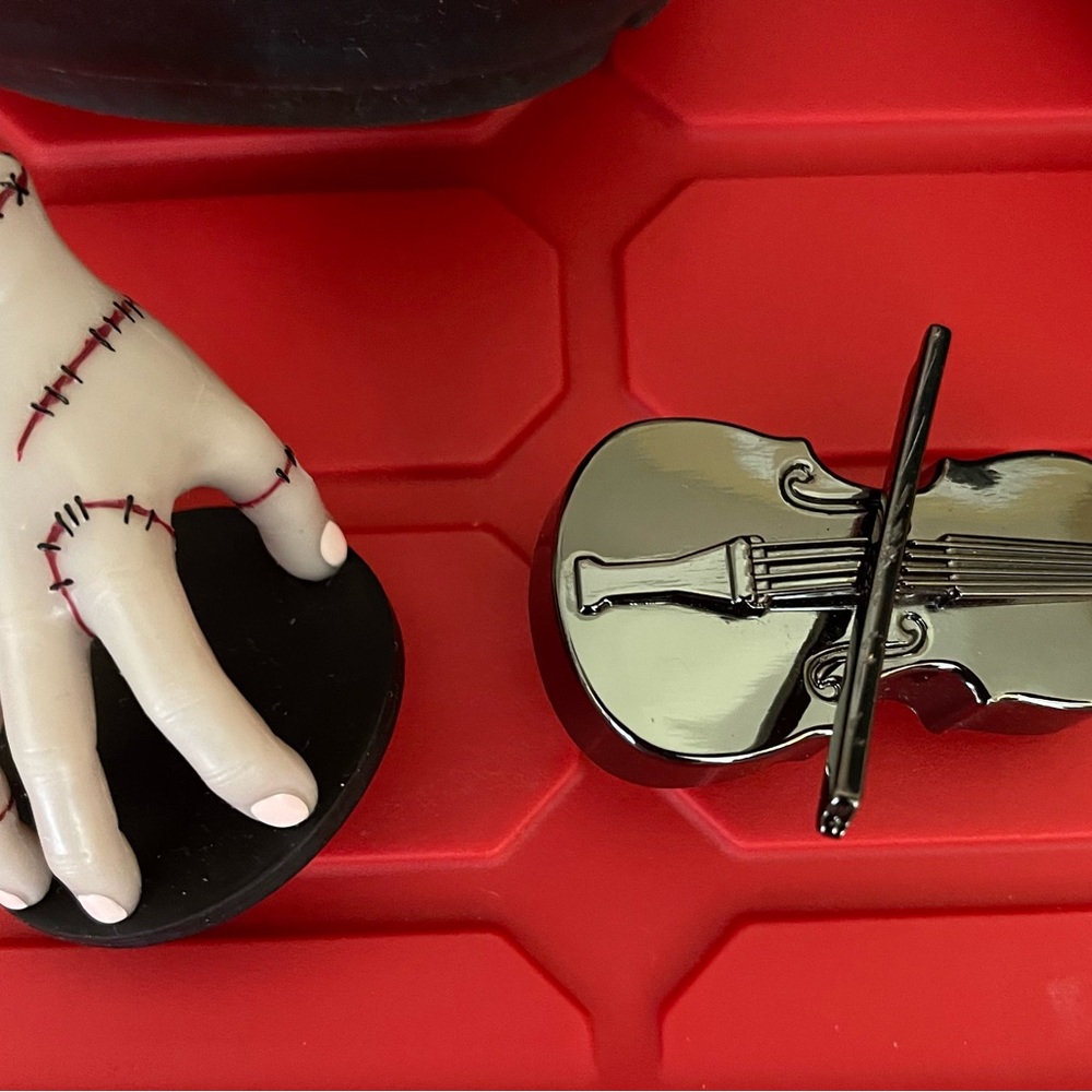 Wednesday Addams CROCS - Picture 6 of 7